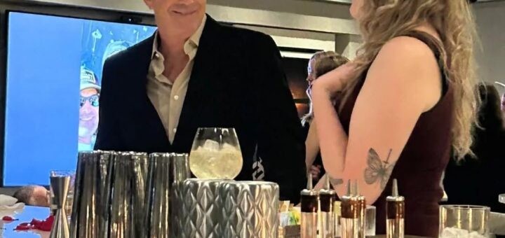 Identity of ‘Mystery Woman’ Seen With Kevin Costner Finally Revealed Identity of ‘Mystery Woman’ Seen With Kevin Costner Finally Revealed